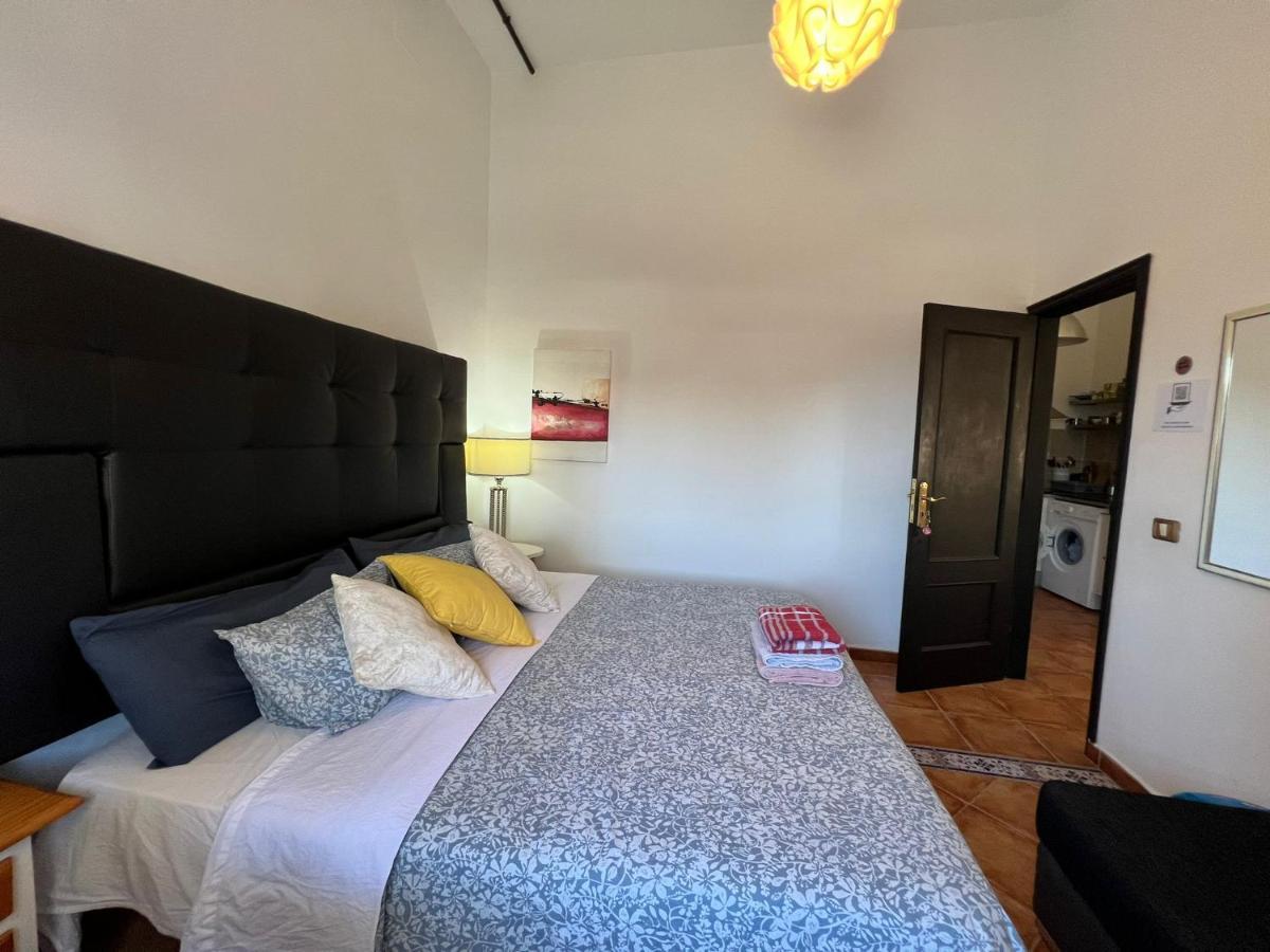 Habitaciones en Pisos compartidos cerca al Mar! Alcalá la Real Exterior foto