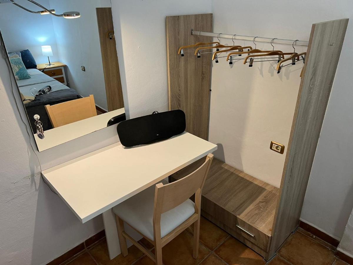 Habitaciones en Pisos compartidos cerca al Mar! Alcalá la Real Exterior foto