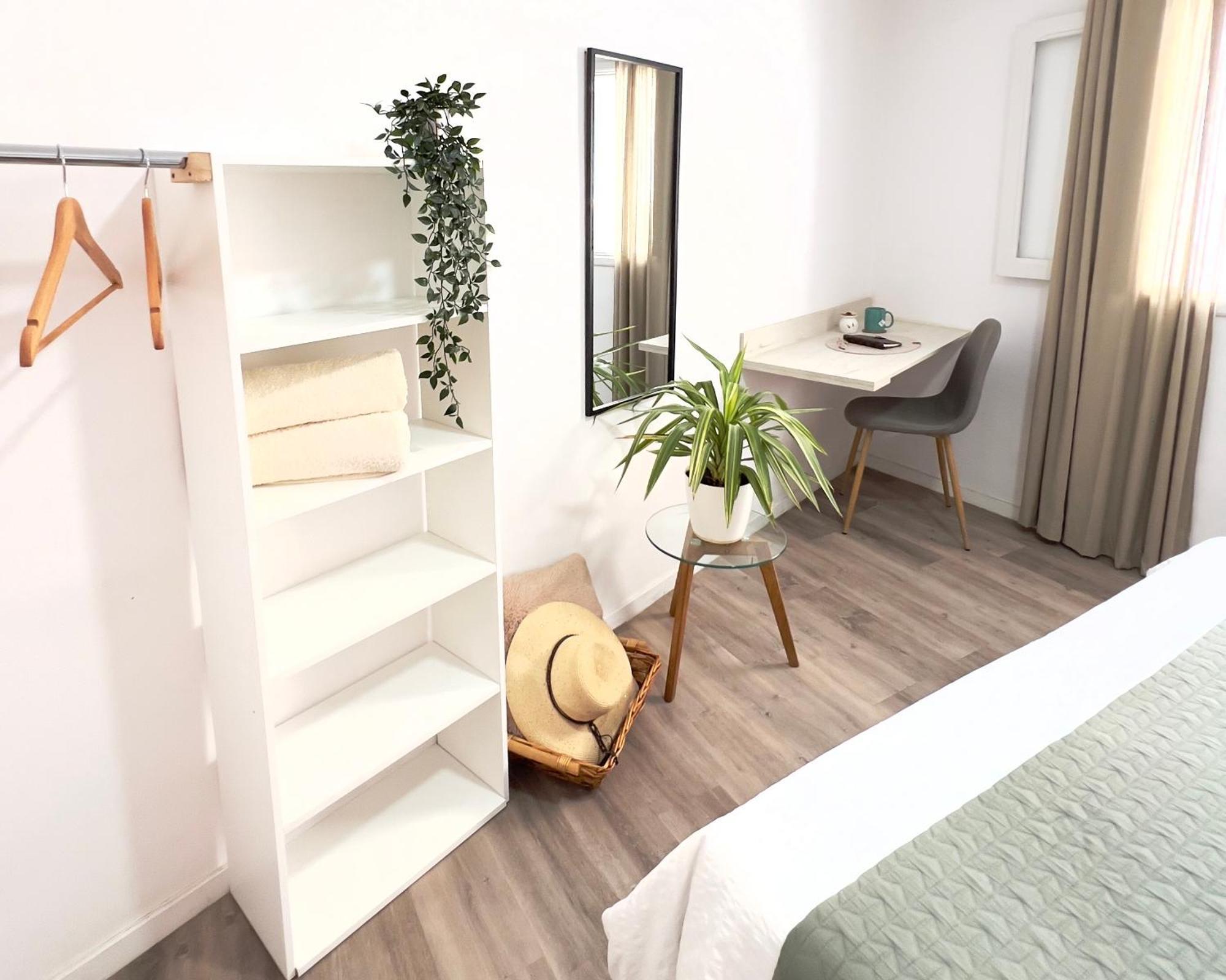 Habitaciones en Pisos compartidos cerca al Mar! Alcalá la Real Exterior foto