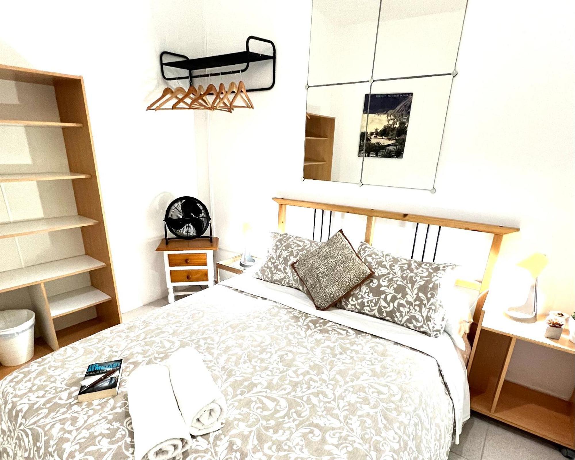 Habitaciones en Pisos compartidos cerca al Mar! Alcalá la Real Exterior foto