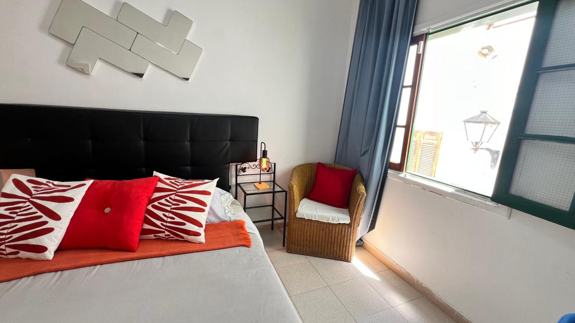 Habitaciones en Pisos compartidos cerca al Mar! Alcalá la Real Exterior foto